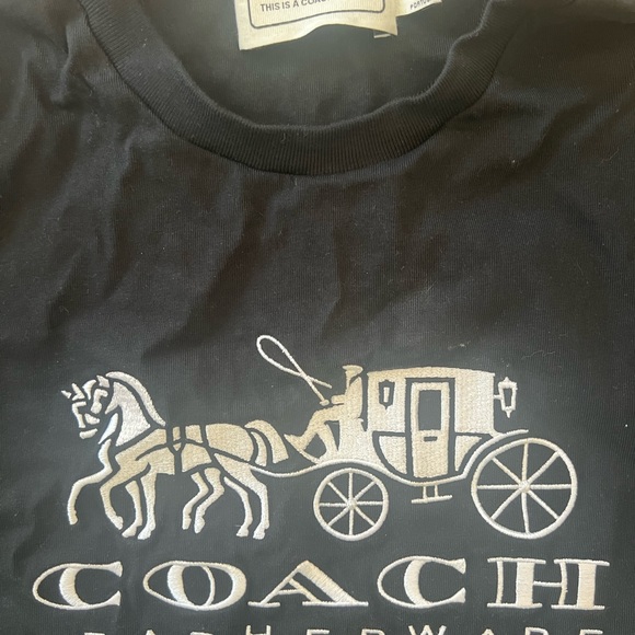 Coach Horse and Carriage Tshirt - Picture 2 of 3
